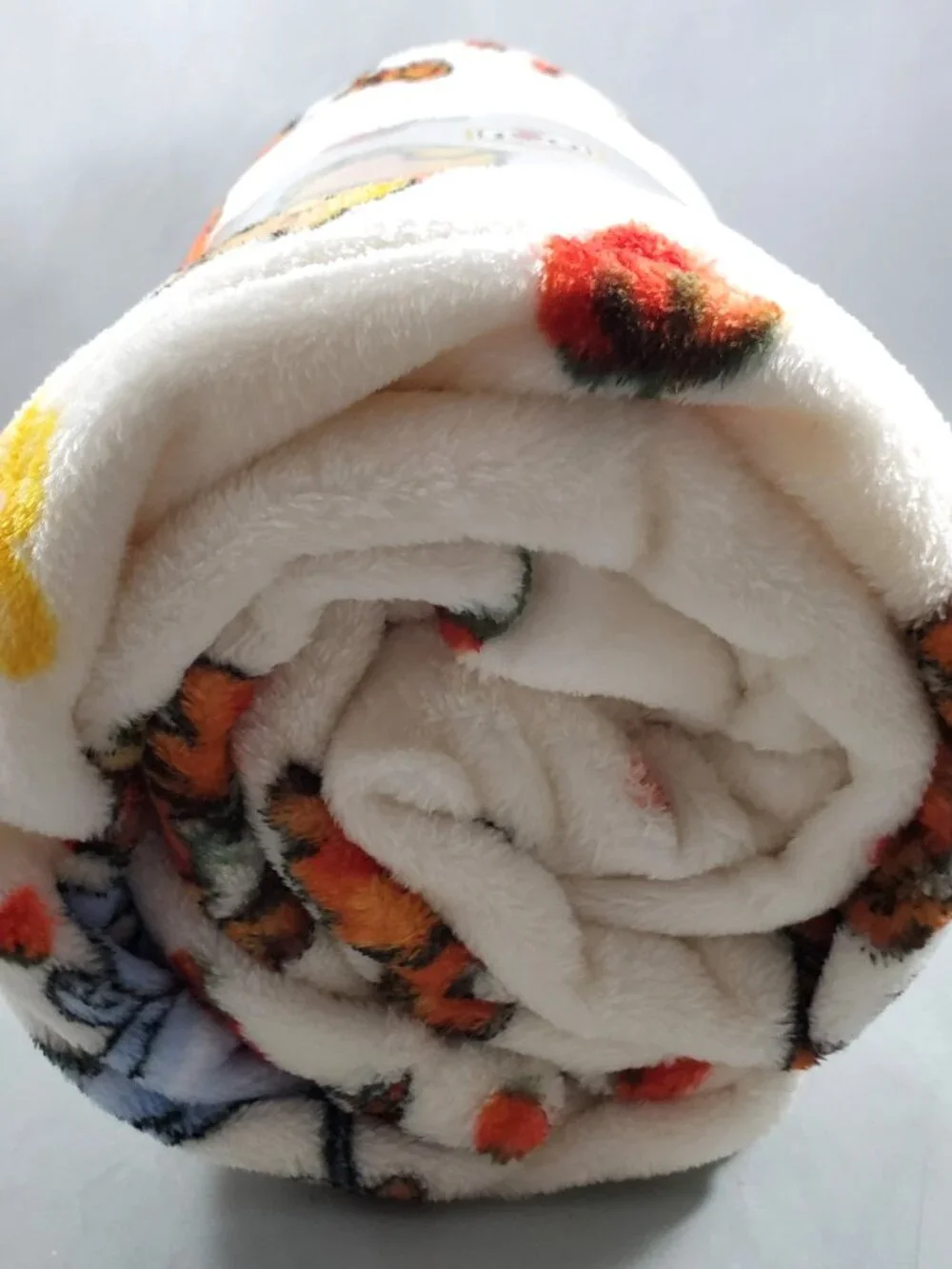 The Big One Plush Throw Blanket Disney 100 Years Winne the Pooh & Berries New